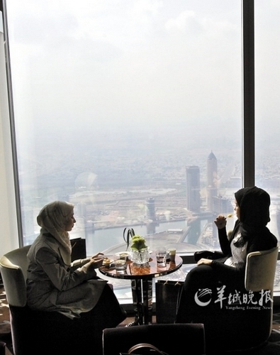 迪拜塔上的世界最高餐厅