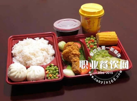 小餐厅做外卖，一年竟卖600万！