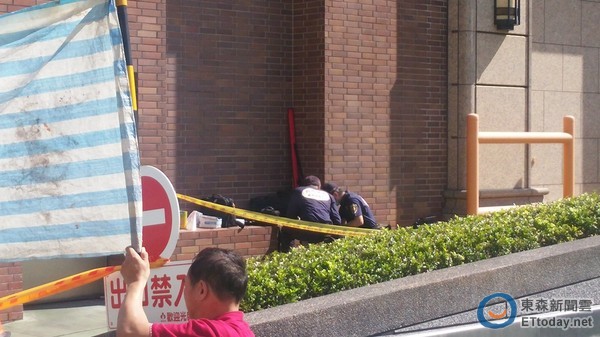 餐饮集团豪门枪杀案，手足相残惨无人寰