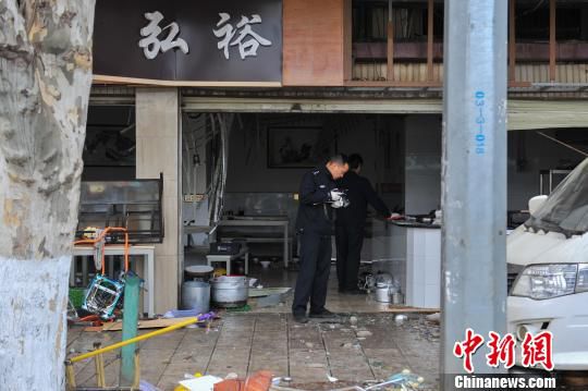 昆明一米线店液化气爆燃致21人受伤 系操作不当导致