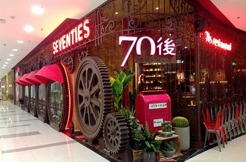 外婆家都比不上的排队长龙！什么餐厅这么猛？