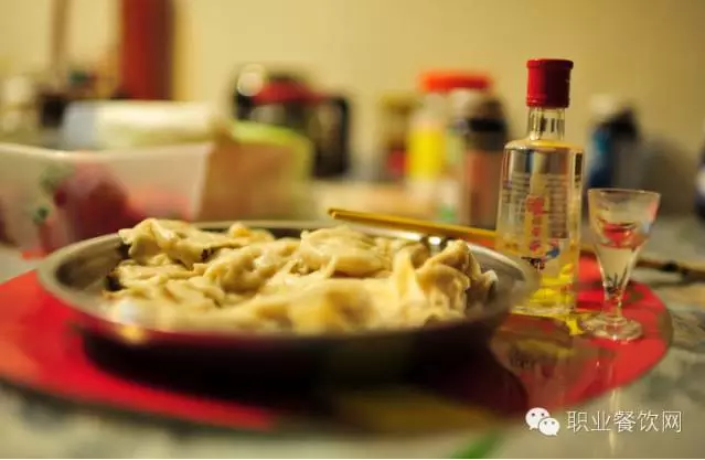 要把饺子当点心卖，饺子巨头在玩什么？