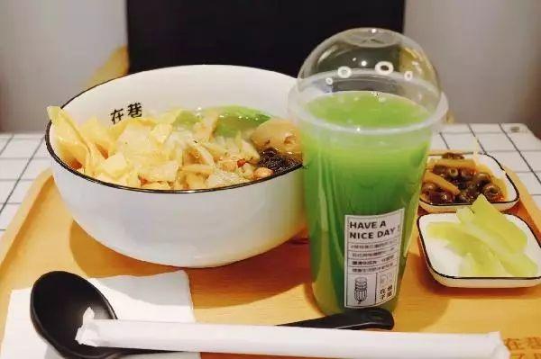 小吃或成最火业态！跟西少爷、成都小吃学如何打造最赚钱小吃店