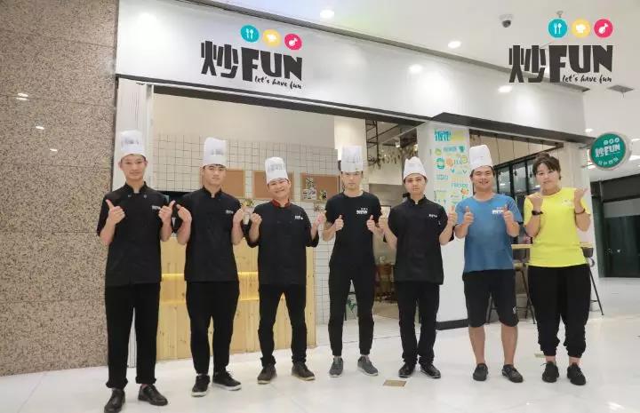 把炒饭做成一道菜，60平外卖店日流水2万