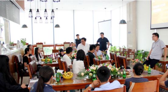 重构餐饮成本结构，香橙互动助力餐饮进入人工智能时代