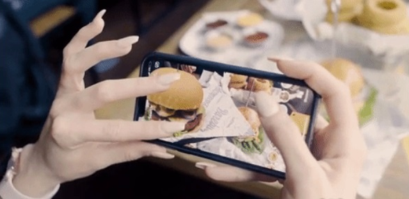 顾客点单新体验：Bareburger将推出AR菜单