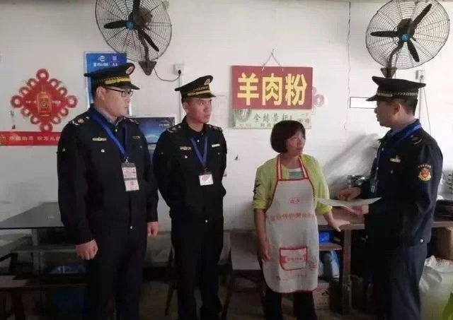 贵州两家牛肉粉店老板“串通”涨价1~2元，被市监局处罚……