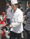 厨师买赃车　同被抓