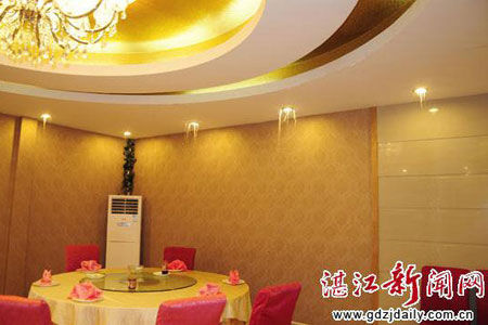 豪华包厢成了“水帘洞”