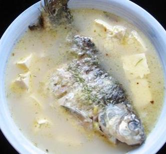 鲫鱼豆腐汤的做法